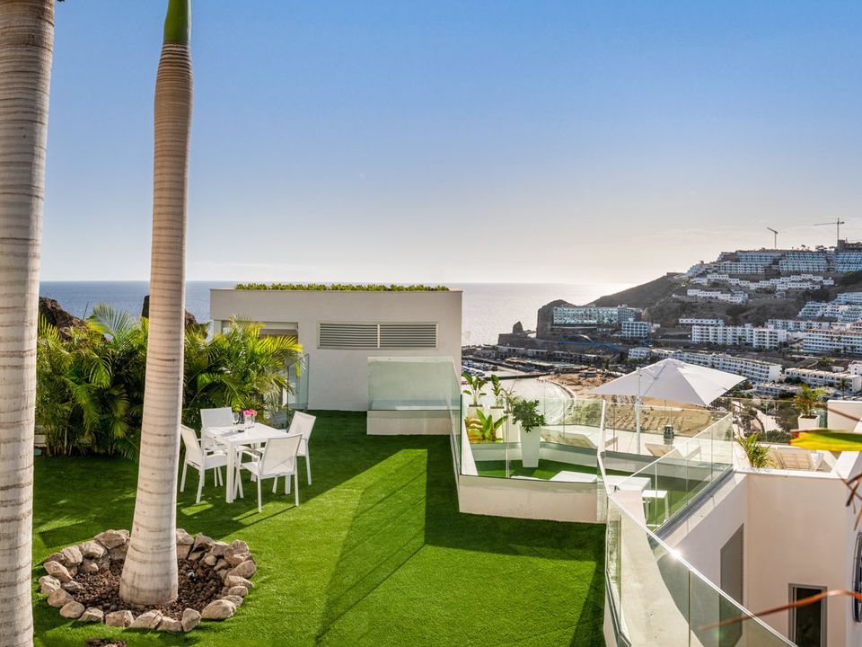 Properties for sale in Puerto Rico, Gran Canaria Kyero